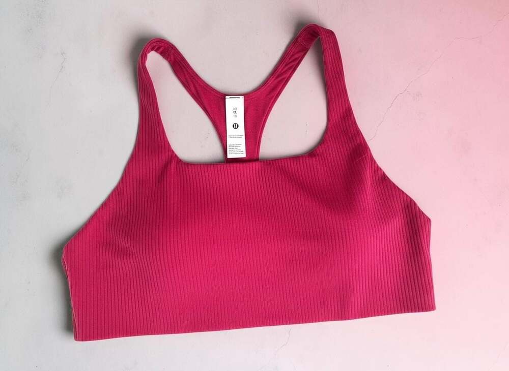 Lululemon All-Time Hero Ribbed Sports Bra Medium Support B/C Cup Magenta Pink Si